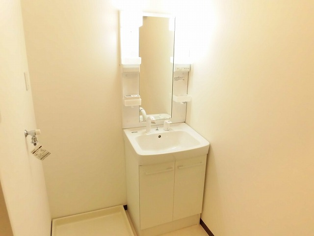 ADMIRABLEの独立洗面台|※別部屋のイメージ写真です。