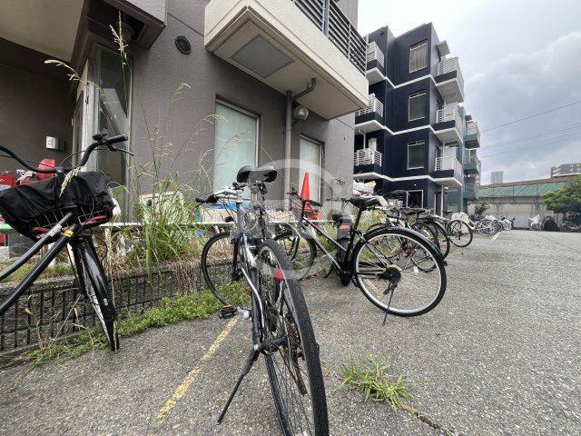 アメニティ新大阪4番館のその他共用部分|駐輪場