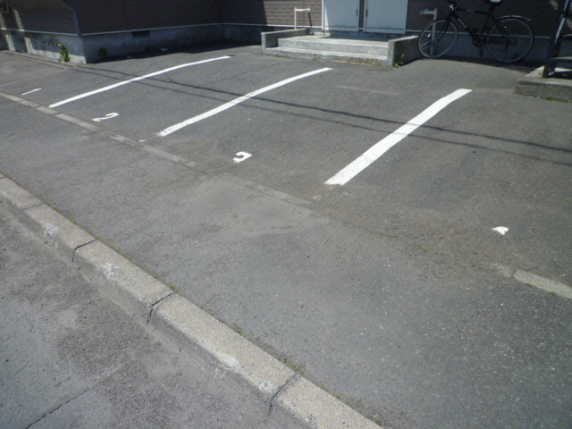 ＭＣパレスⅡの駐車場