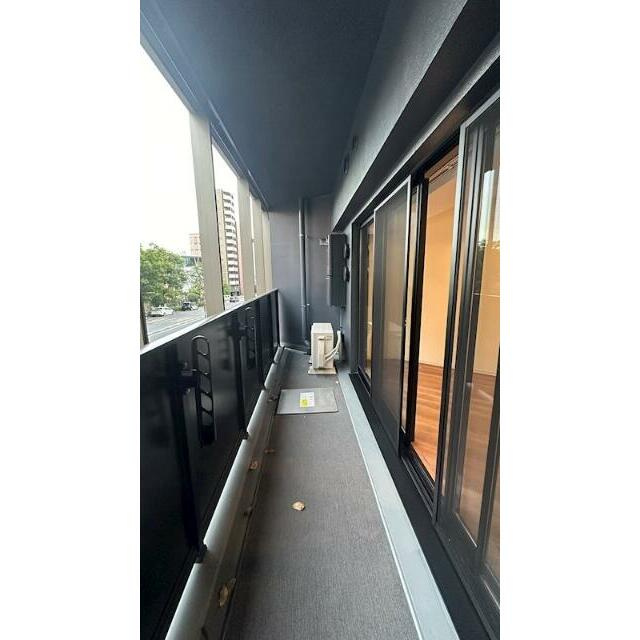 ＺＯＯＭ新宿御苑前のバルコニー