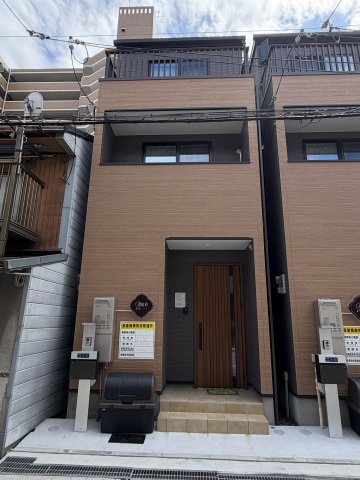 天下茶屋１丁目戸建ての外観