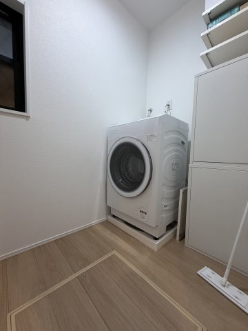 天下茶屋１丁目戸建てのその他共用部分|ランドリー