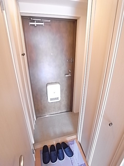尼崎市若王寺２丁目の賃貸マンションの玄関