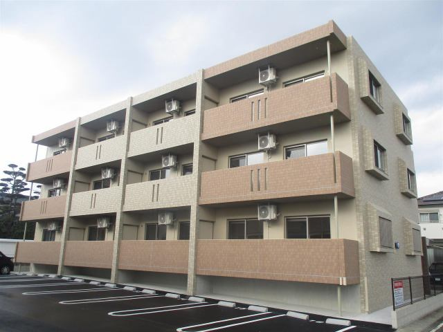 セレーナ