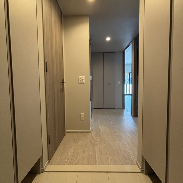 Ｒｏｖｉｎｅ目黒東山の玄関|※写真は同タイプ住戸です。