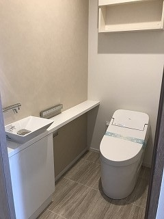 HARUMI FLAG PARK VILLAGE A棟のトイレ|落ち着いたトイレです