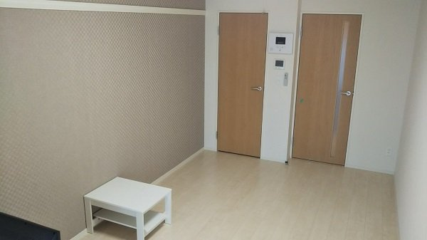 クレイノレジデンス追分の居間・リビング|ゆったりとした居間です