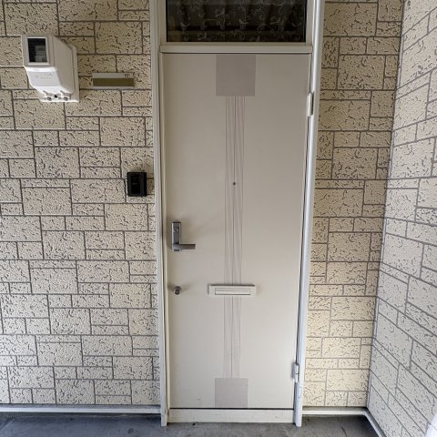 パレス美園のエントランス