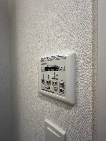 プレサンス東三国駅前グランクラスの設備|プレサンス東三国駅前グランクラス　浴室乾燥機