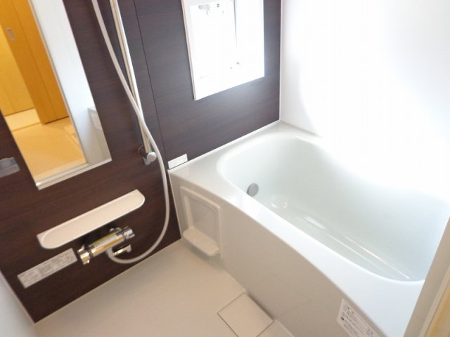 Ｌ’ｉＬＬ　登町の浴室