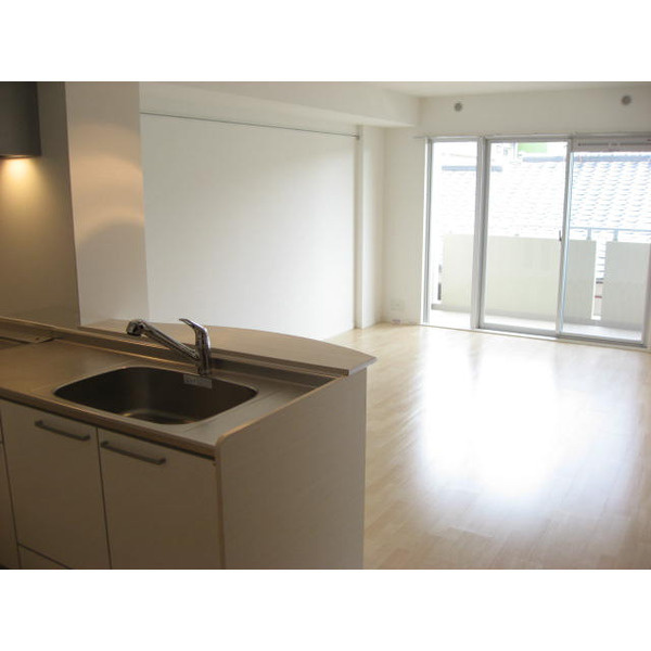 福岡市博多区昭南町３丁目の賃貸マンションのキッチン