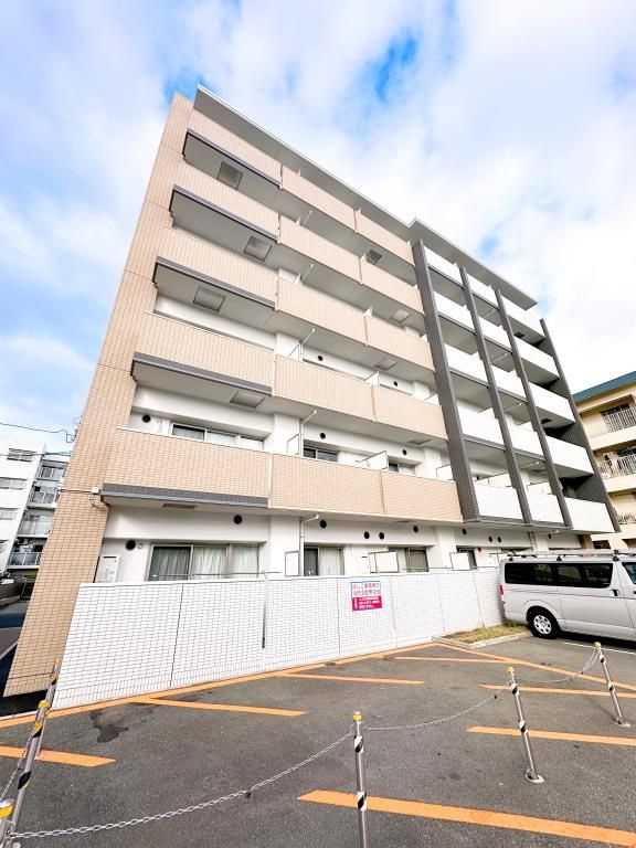 クレスト園田の外観