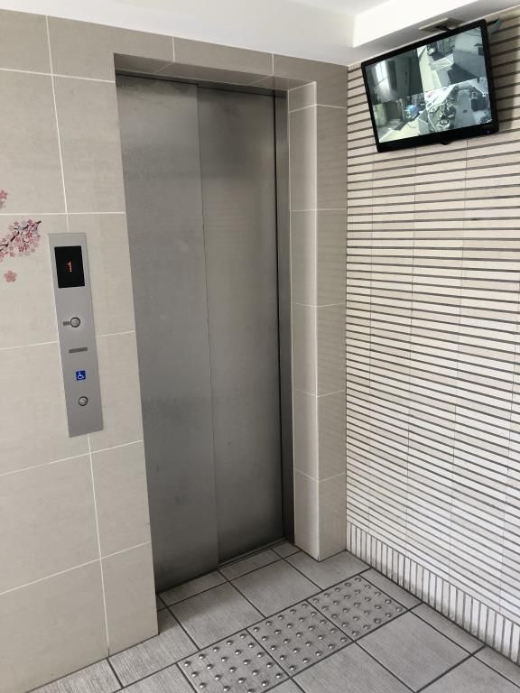 クレスト園田のロビー