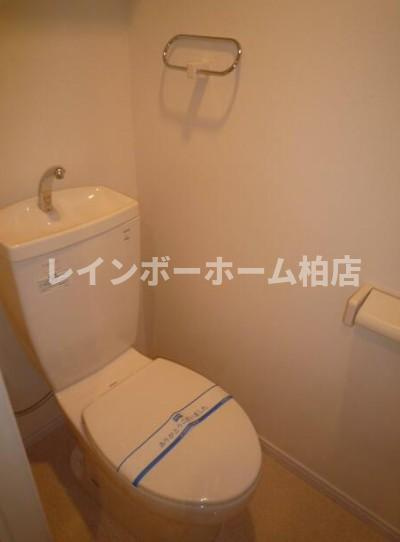 特典：仲介手数料が無料です!!のトイレ|コンパクトで使いやすいトイレです