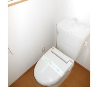 ルミエール堀留のトイレ|シンプルで使いやすいトイレです