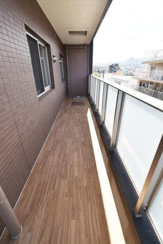 福岡市西区下山門１丁目の賃貸マンションのバルコニー|物件の画像10
