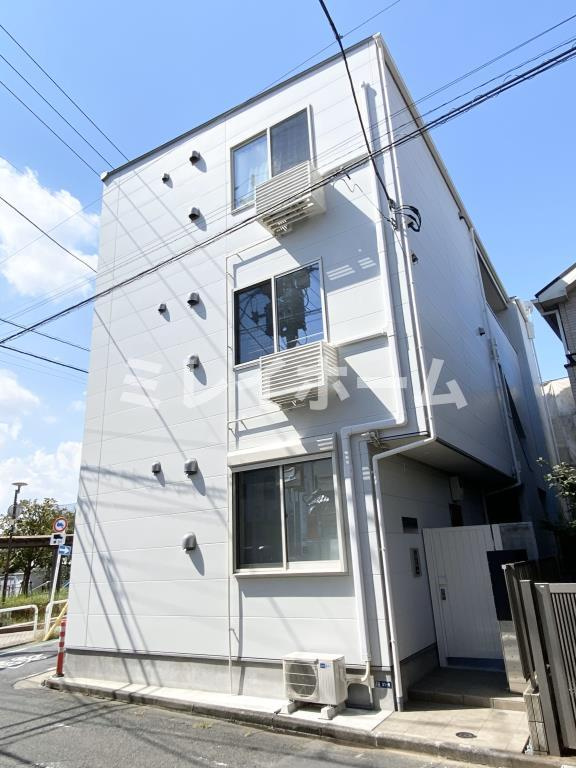 LAUREL豊町の外観