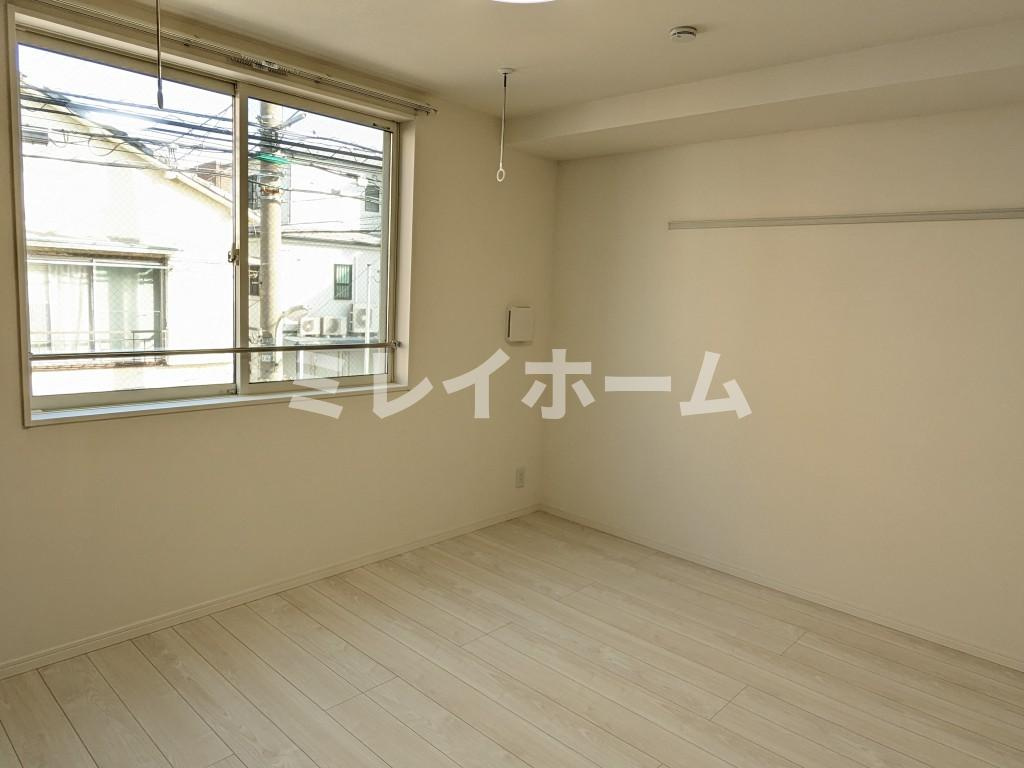 LAUREL豊町の居間・リビング