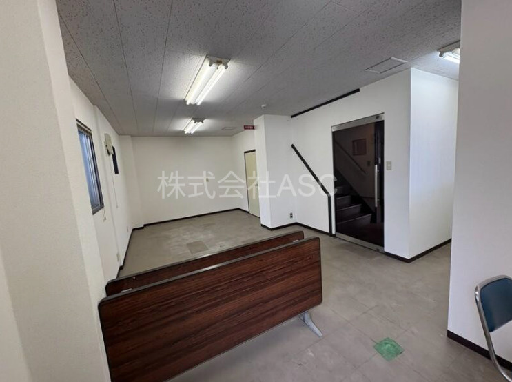 浪速区木津川１丁目　貸倉庫（工場）の内装