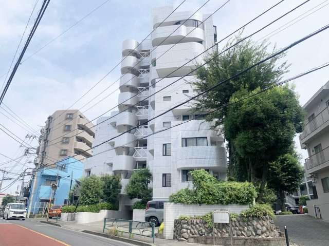 ロイヤル多摩蘭坂ハイツの外観|外観もきれいです