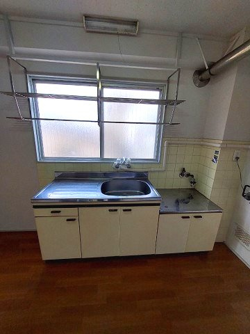 グレスト元町のキッチン