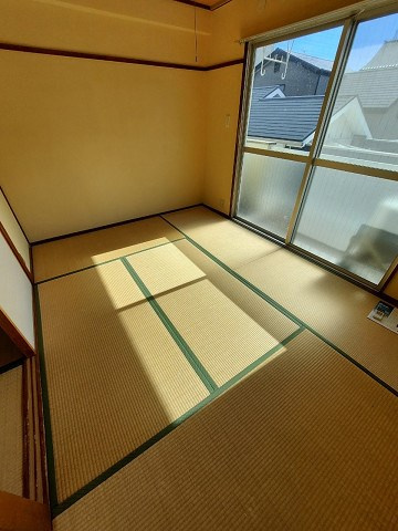 グレスト元町の寝室
