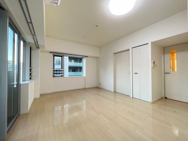 クロスレジデンス大阪新町の内装