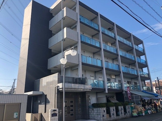 トラディシオン　トゥールの外観