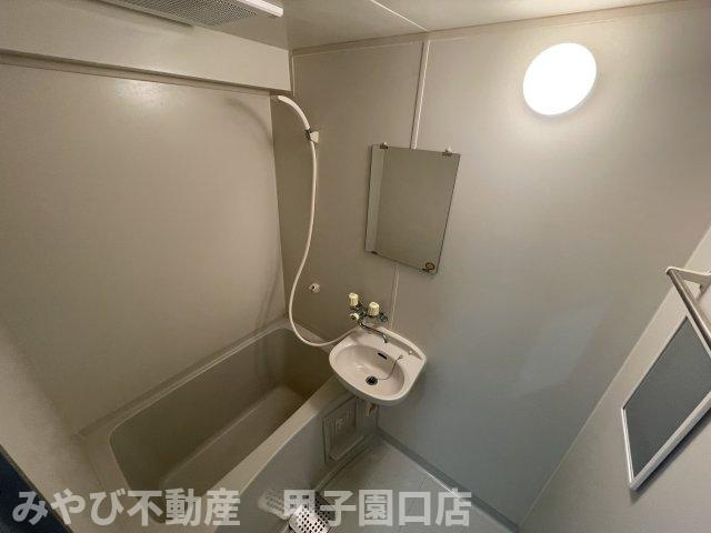 福寿荘弐番館の浴室