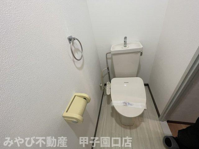 福寿荘弐番館のトイレ