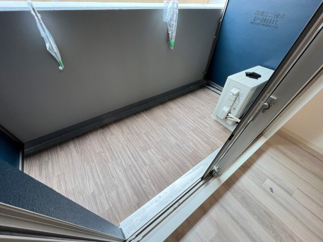 プレサンス　DOMECITY　コレーレのバルコニー