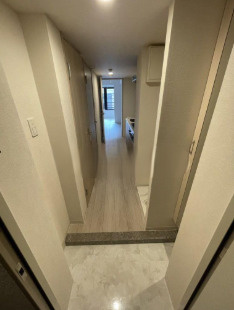 豊島区池袋本町４丁目の賃貸マンションの玄関