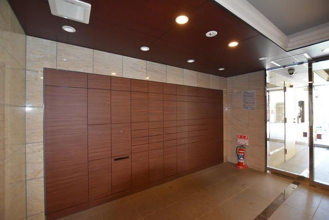 日神パレステージ板橋滝野川のロビー