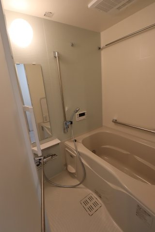 GENOVIA南千住Ⅵskygardenの浴室