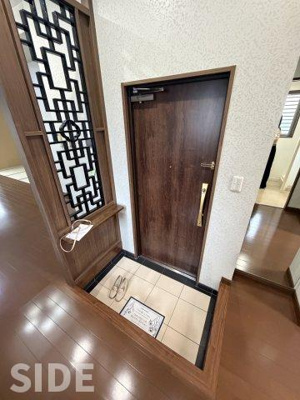 【玄関】 | フェニックスキャッスル