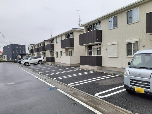 サンリット　ヴィレッジ　Ⅰの駐車場