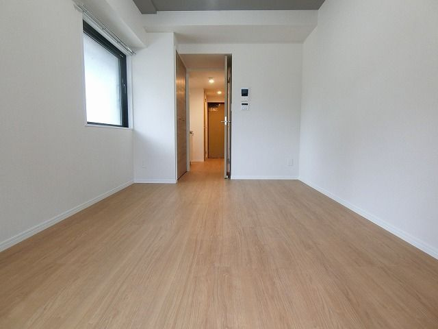 ResidenceTAKAMIYAの居間・リビング