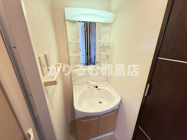 メゾンドヴィレ都島の洗面所