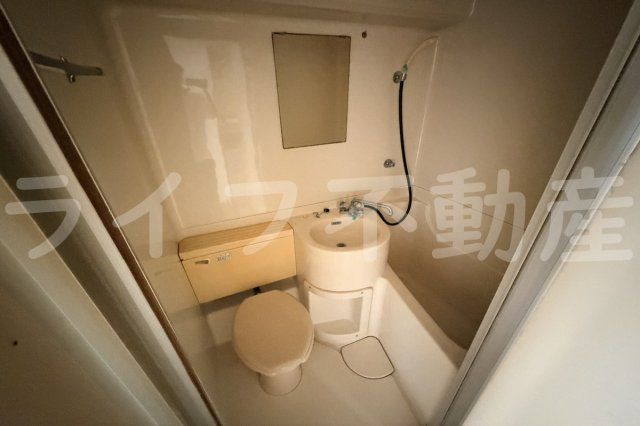 新星本社ビルの浴室
