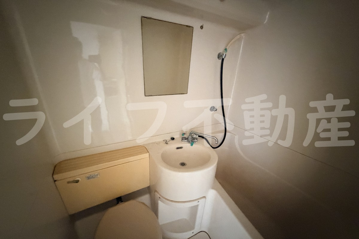 新星本社ビルの独立洗面台