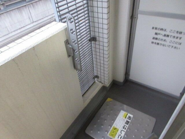 セ・ジョリ西日暮里のバルコニー