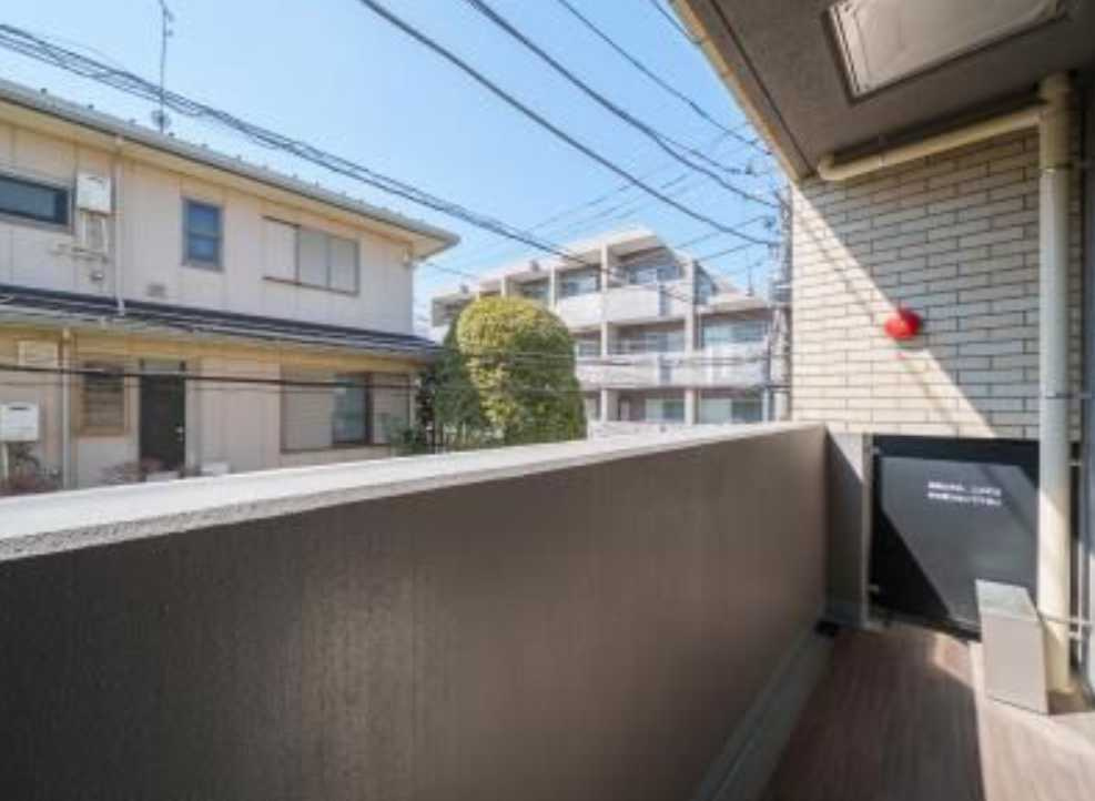 THE LUDLOW NAKAMEGURO　ペット相談可　楽器相談可　築浅のバルコニー