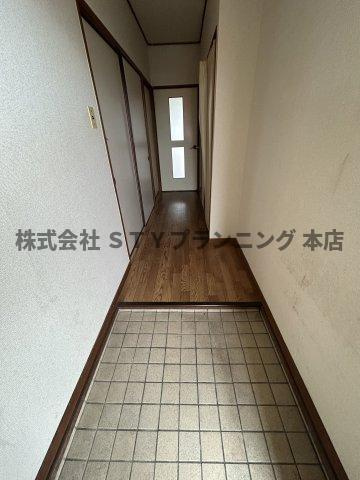 仲介手数料0円！ナカハイツの玄関