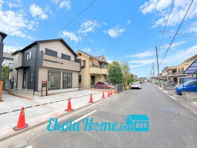 新築戸建て　あきる野市原小宮　全2棟　2号棟の前面道路含む現地写真|2026年9月撮影　※空はCG加工しています。