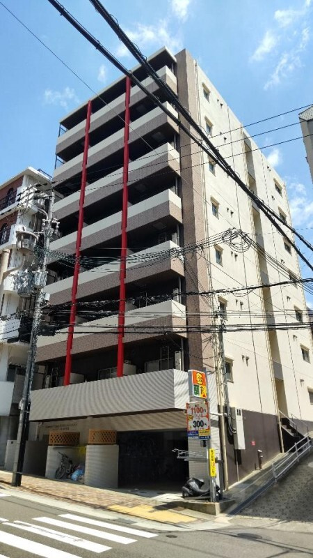 シャルマンパレ神戸花隈の外観