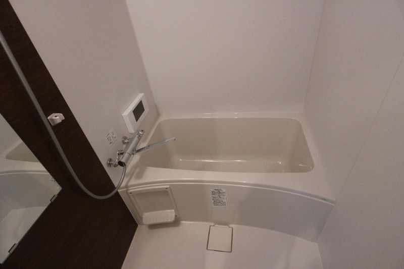 GRANDTIC エルドラード香椎の浴室