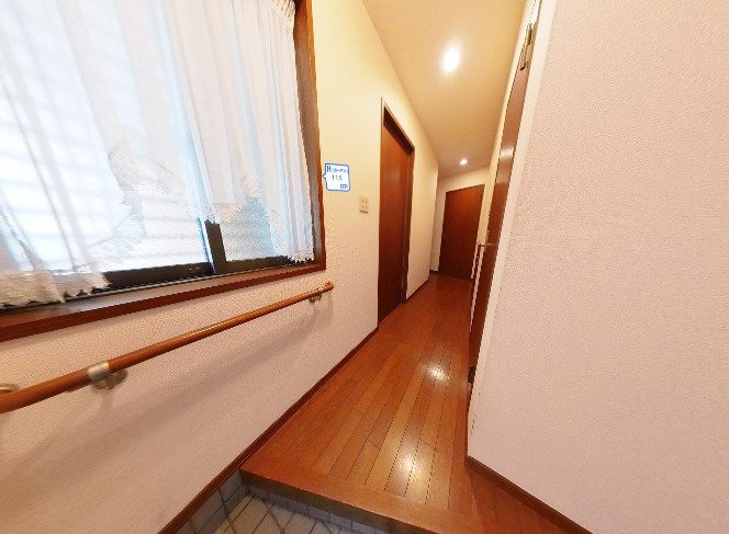 吹田市泉町５丁目戸建ての玄関
