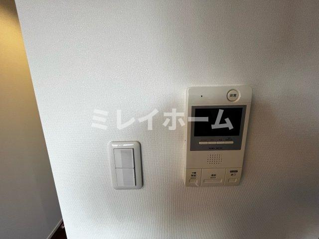 ディアレイシャス東京サウスパレスのセキュリティ|同建物内別のお部屋の参考写真になります。