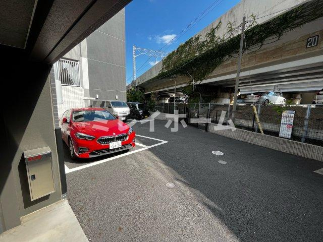 ディアレイシャス東京サウスパレスの駐車場