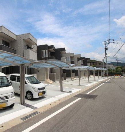 D's上津の駐車場|駐車場があるので、車を買う予定の方も安心です